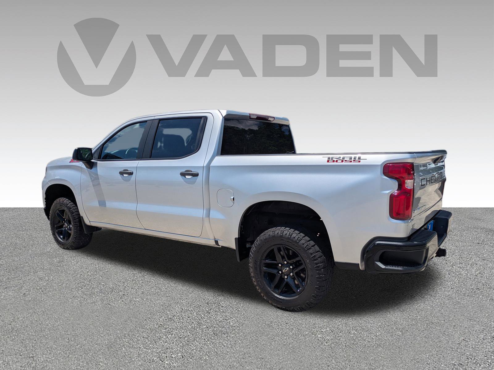 Used 2020 Chevrolet Silverado 1500 Custom Trail Boss w/ Custom Convenience Package AWD/4WD image 23