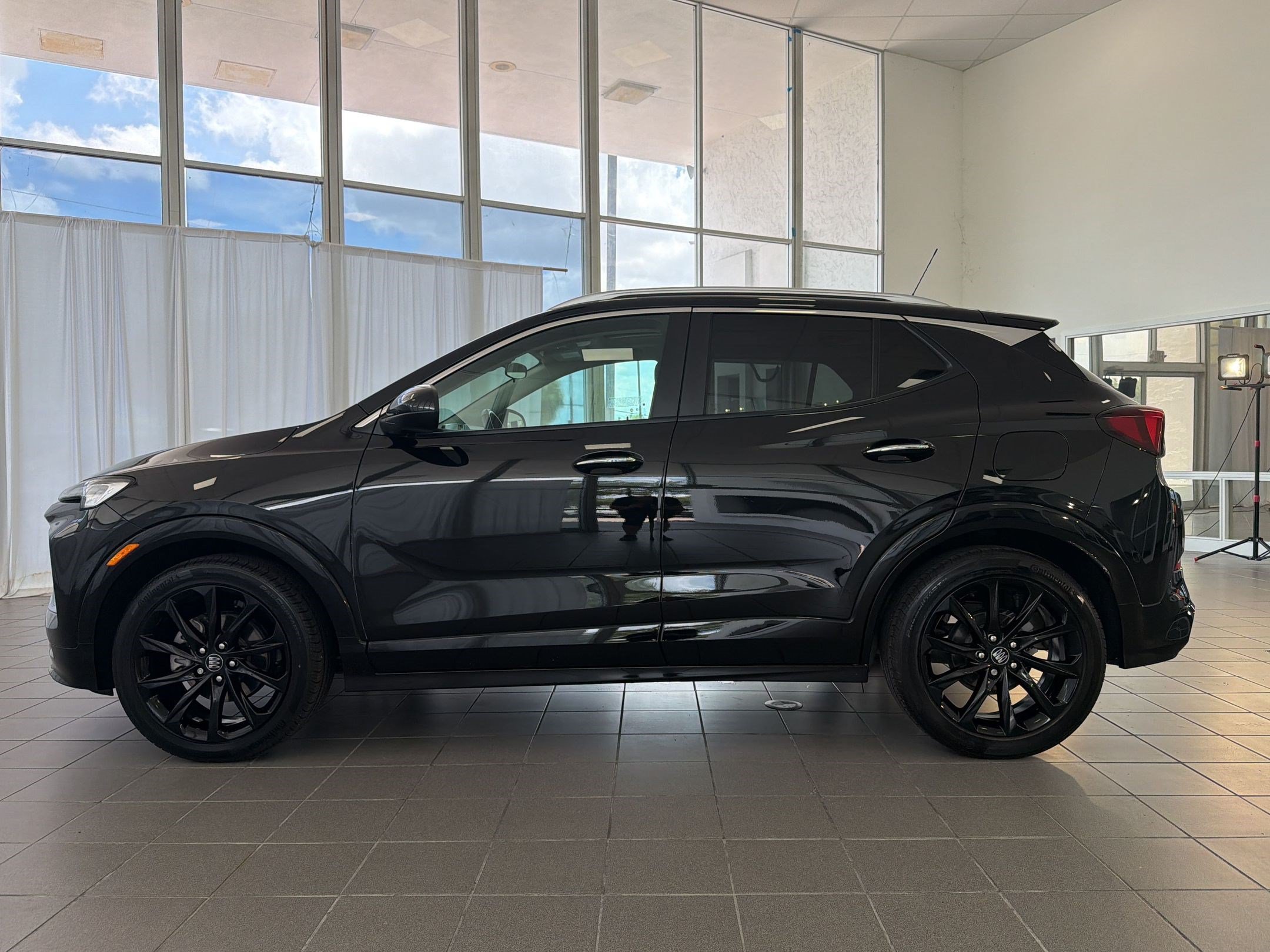 Used 2024 Buick Encore GX Sport Touring w/ Experience Buick Package FWD image 2