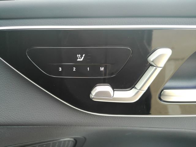 Used 2024 Mercedes-Benz GLC 300 image 22