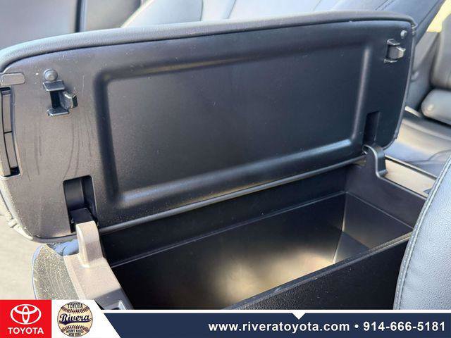 Certified 2018 Toyota Prius Four w/ Advanced Technology Package image 23