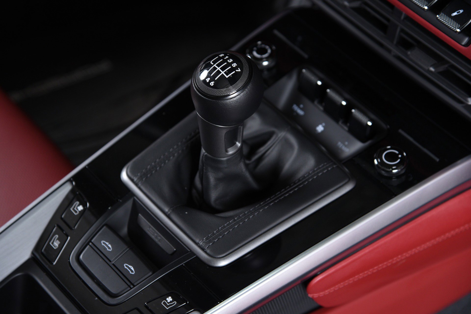 Used 2024 Porsche 911 Targa 4S image 8