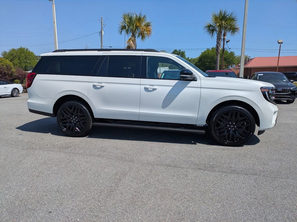 New 2026 Ford Expedition Max Platinum image 3