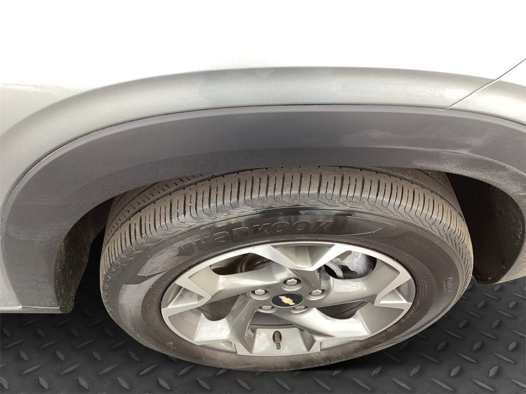 Used 2024 Chevrolet Trax LT w/ LT Convenience Package image 35