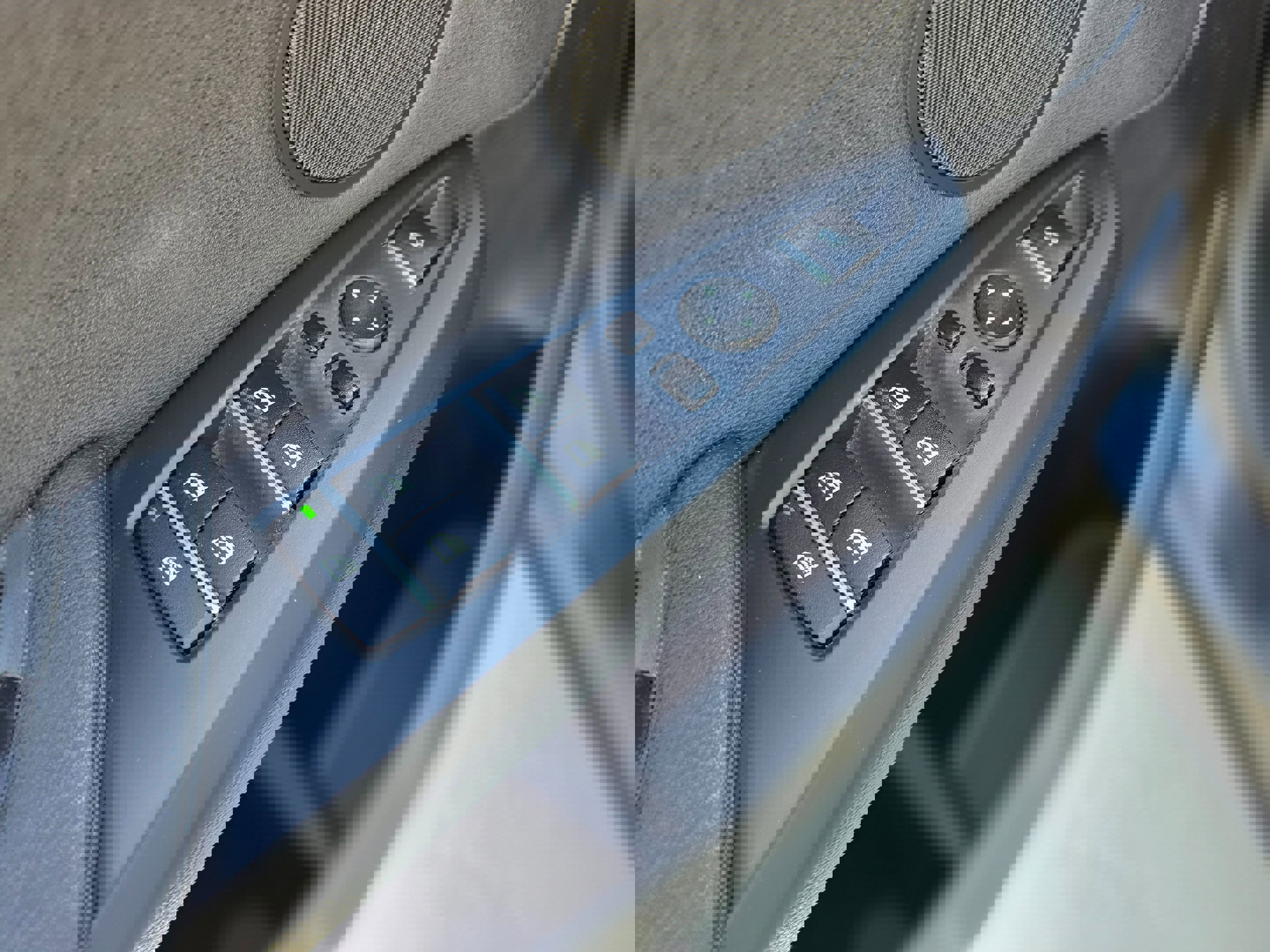 Used 2016 BMW X4 xDrive28i image 23