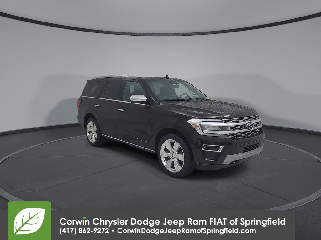 Used 2023 Ford Expedition Platinum AWD/4WD image 3