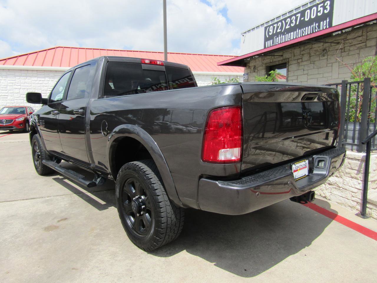 Used 2018 RAM 2500 Big Horn w/ Sport Appearance Group AWD/4WD image 3