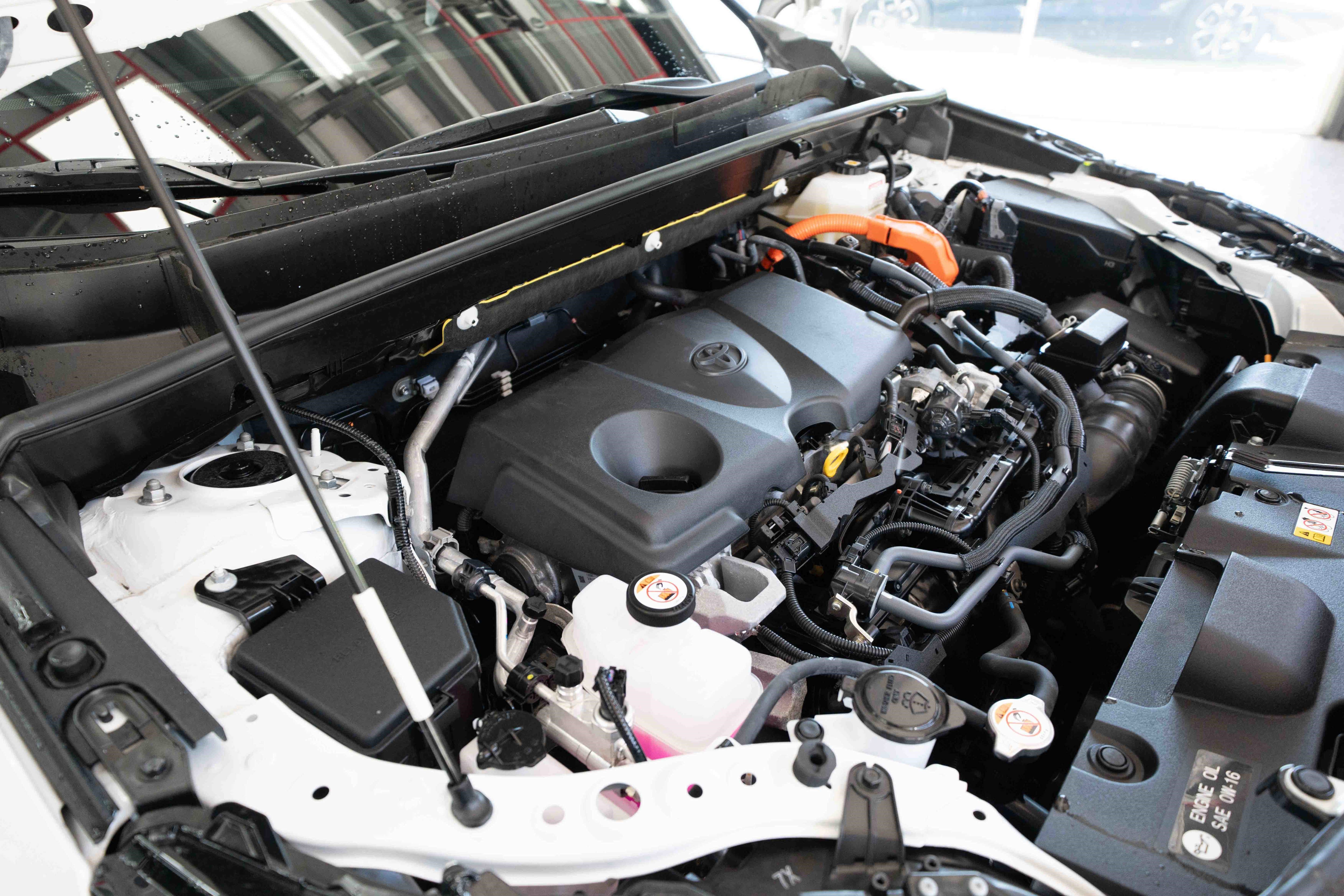 Used 2024 Toyota Venza XLE AWD/4WD image 33