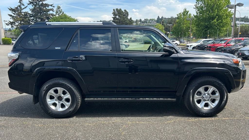 Certified 2024 Toyota 4Runner SR5 Premium w/ Moonroof Package AWD/4WD image 4