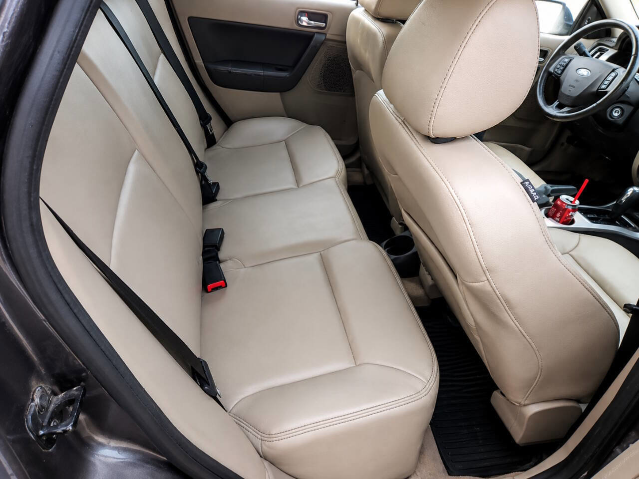 Used 2010 Ford Focus SEL FWD image 18