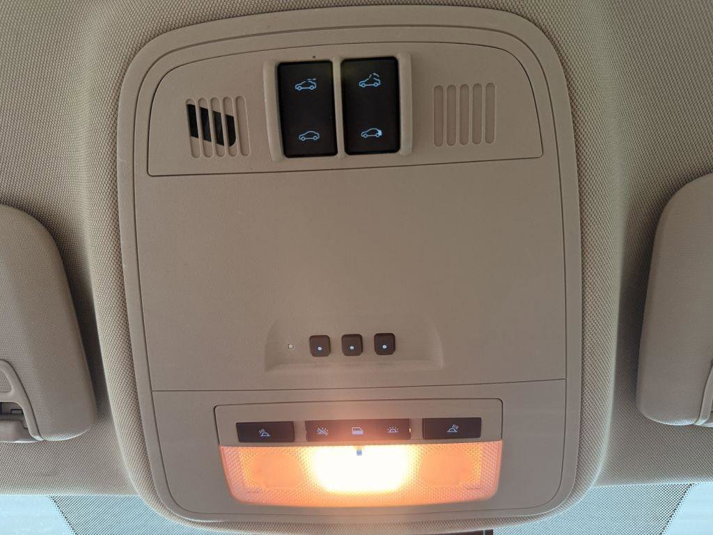 Used 2013 Buick Regal Premium image 21