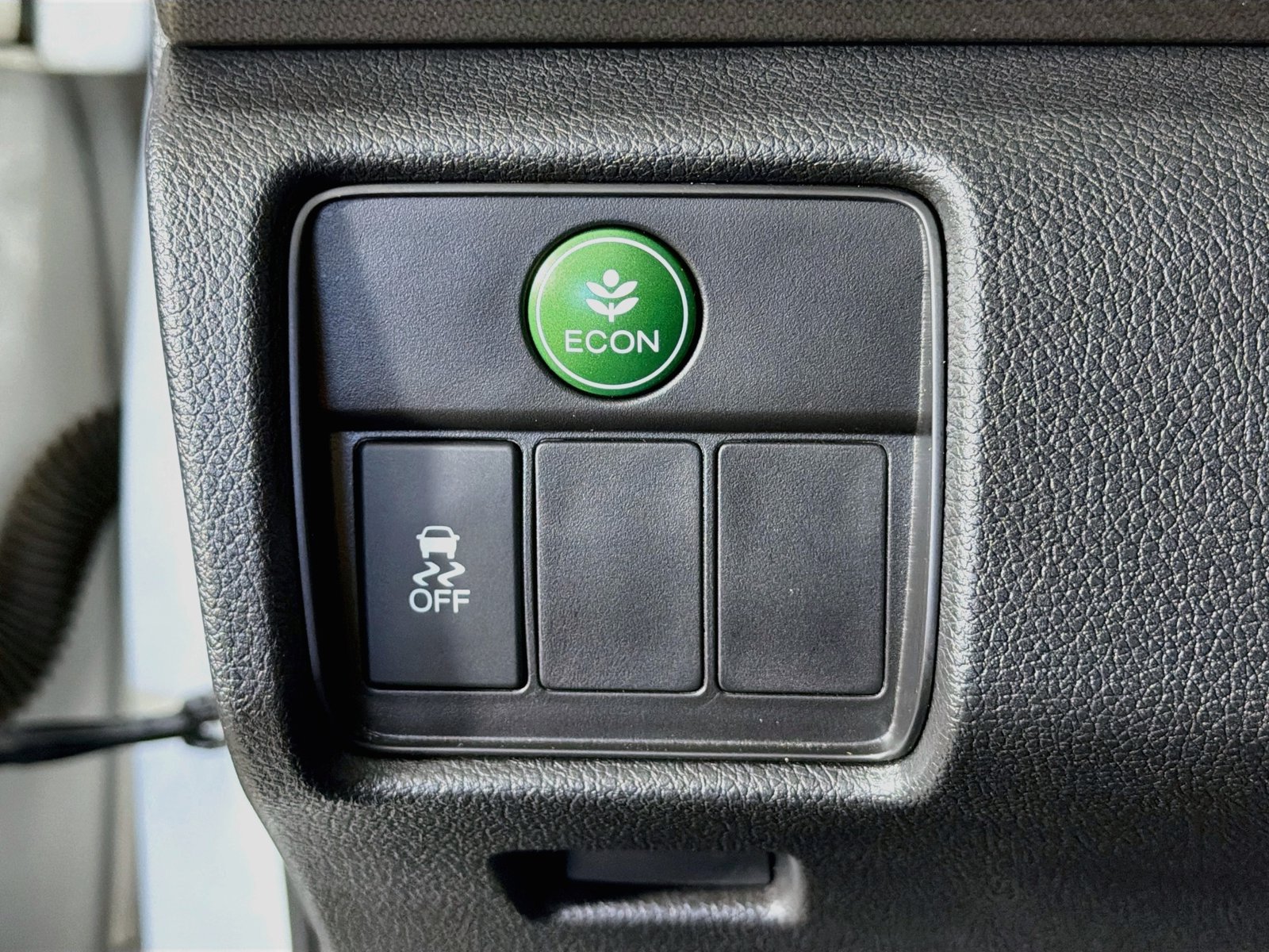 Used 2017 Honda Accord EX-L image 10