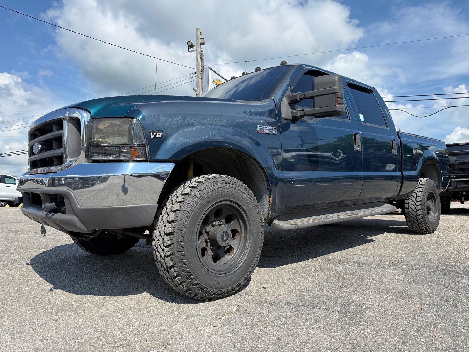 Used 1999 Ford F250 Lariat AWD/4WD image 2