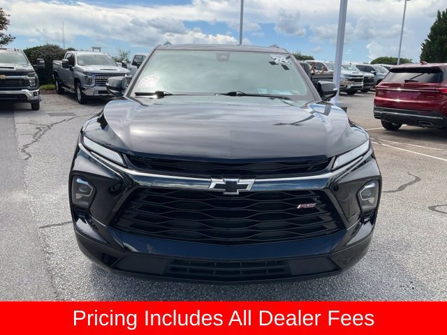 Used 2024 Chevrolet Blazer RS w/ LPO, Floor Liner Package FWD image 2