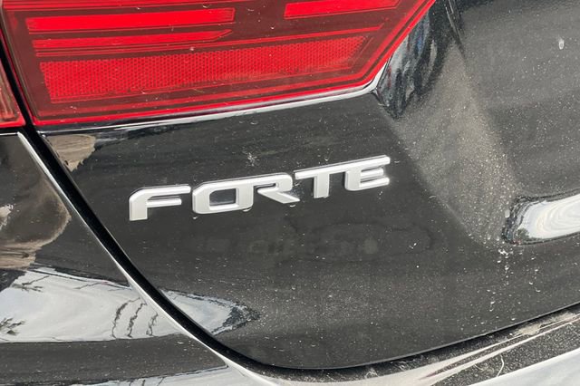 Used 2023 Kia Forte GT-Line w/ GT-Line Premium Package FWD image 35
