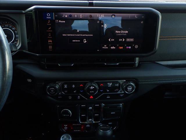 New 2026 Jeep Gladiator Mojave image 14