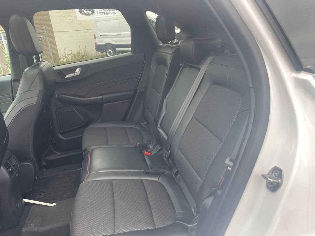 Used 2023 Ford Escape ST-Line w/ Tech Pack #1 AWD/4WD image 10