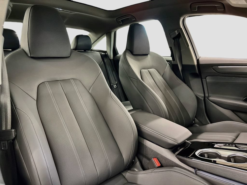 New 2026 Audi A6 Premium Plus AWD/4WD image 15