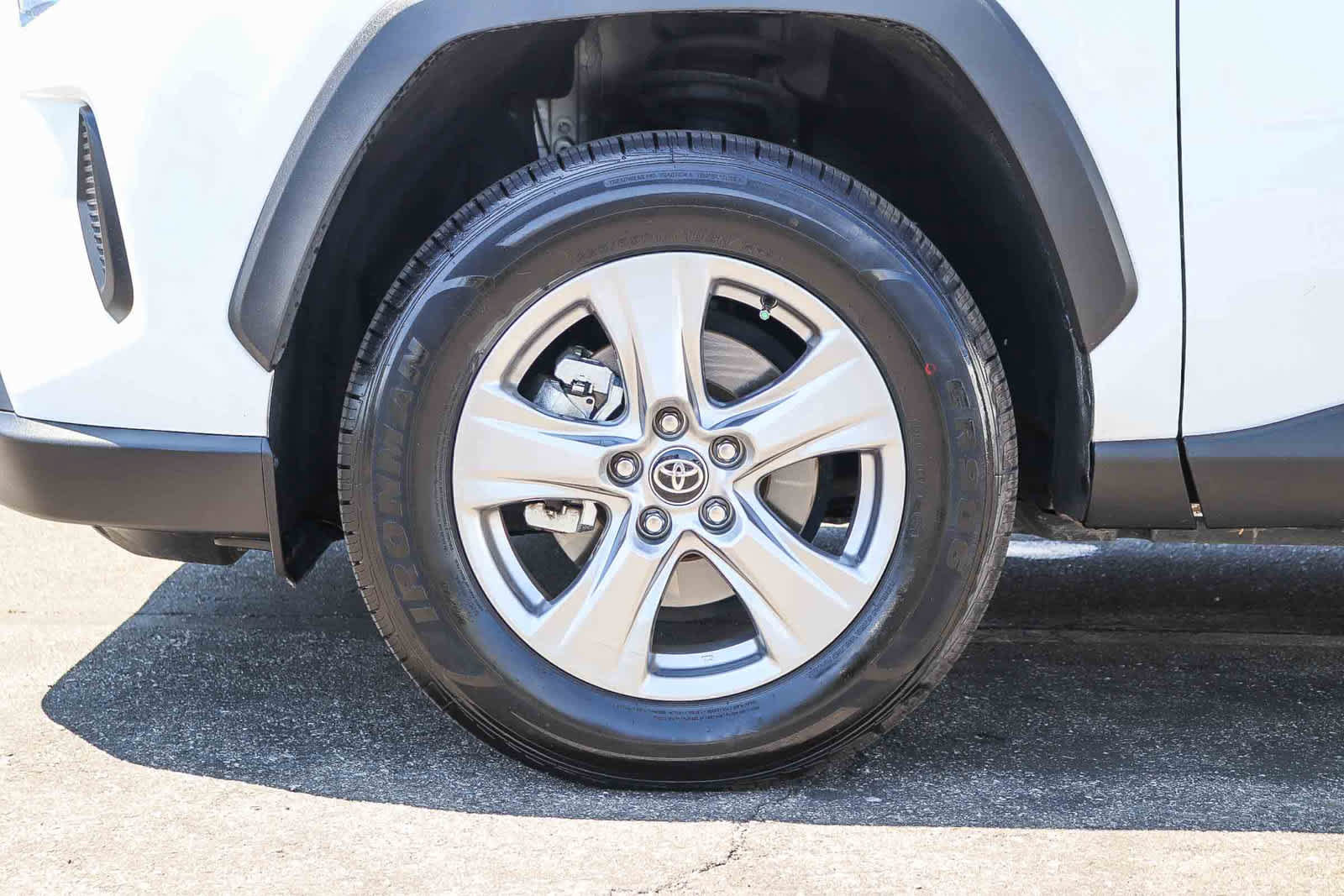 Used 2025 Toyota RAV4 XLE FWD image 11