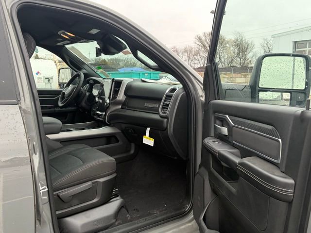 New 2026 RAM 2500 Big Horn AWD/4WD image 28