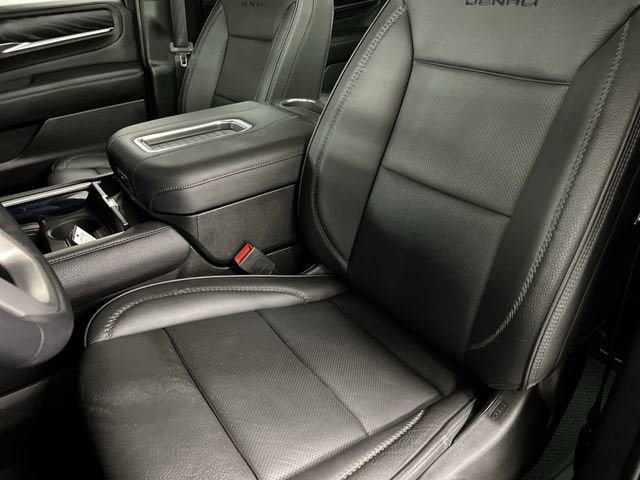 Certified 2023 GMC Yukon Denali w/ Denali Reserve Package AWD/4WD image 20