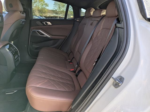 Used 2023 BMW X6 xDrive40i w/ M Sport Package image 15