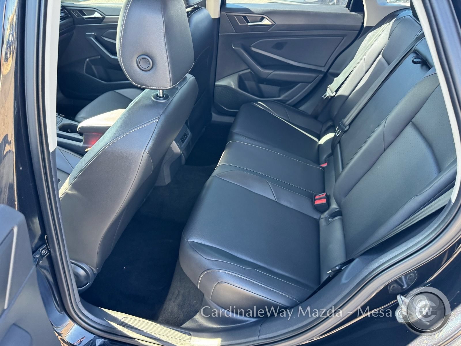 Used 2020 Volkswagen Jetta SEL FWD image 14