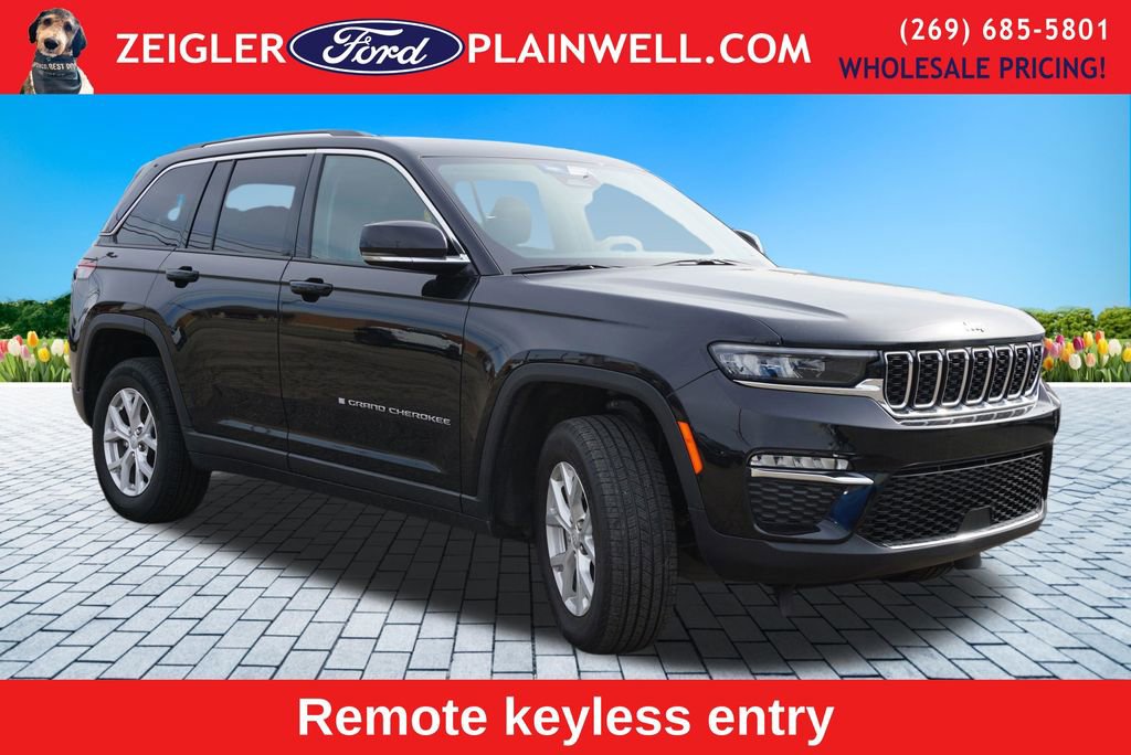 Used 2023 Jeep Grand Cherokee Limited w/ Trailer Tow Prep Group (B) image 7