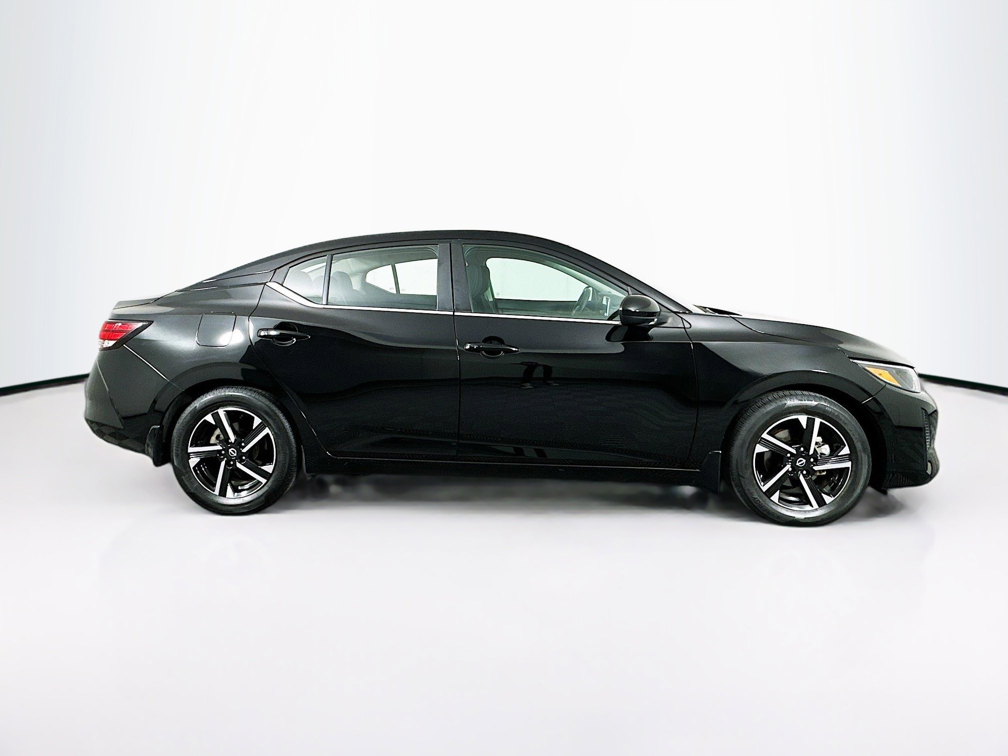 Used 2024 Nissan Sentra SV image 10