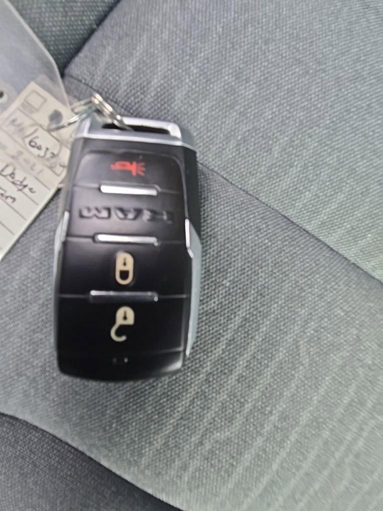 Used 2021 RAM 1500 Big Horn AWD/4WD image 31