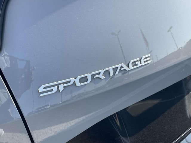 Used 2023 Kia Sportage SX image 6