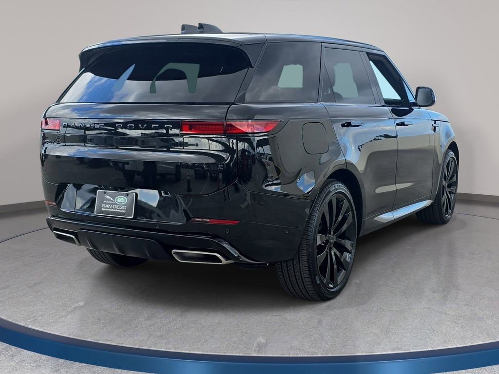 New 2026 Land Rover Range Rover Sport Dynamic SE AWD/4WD image 5
