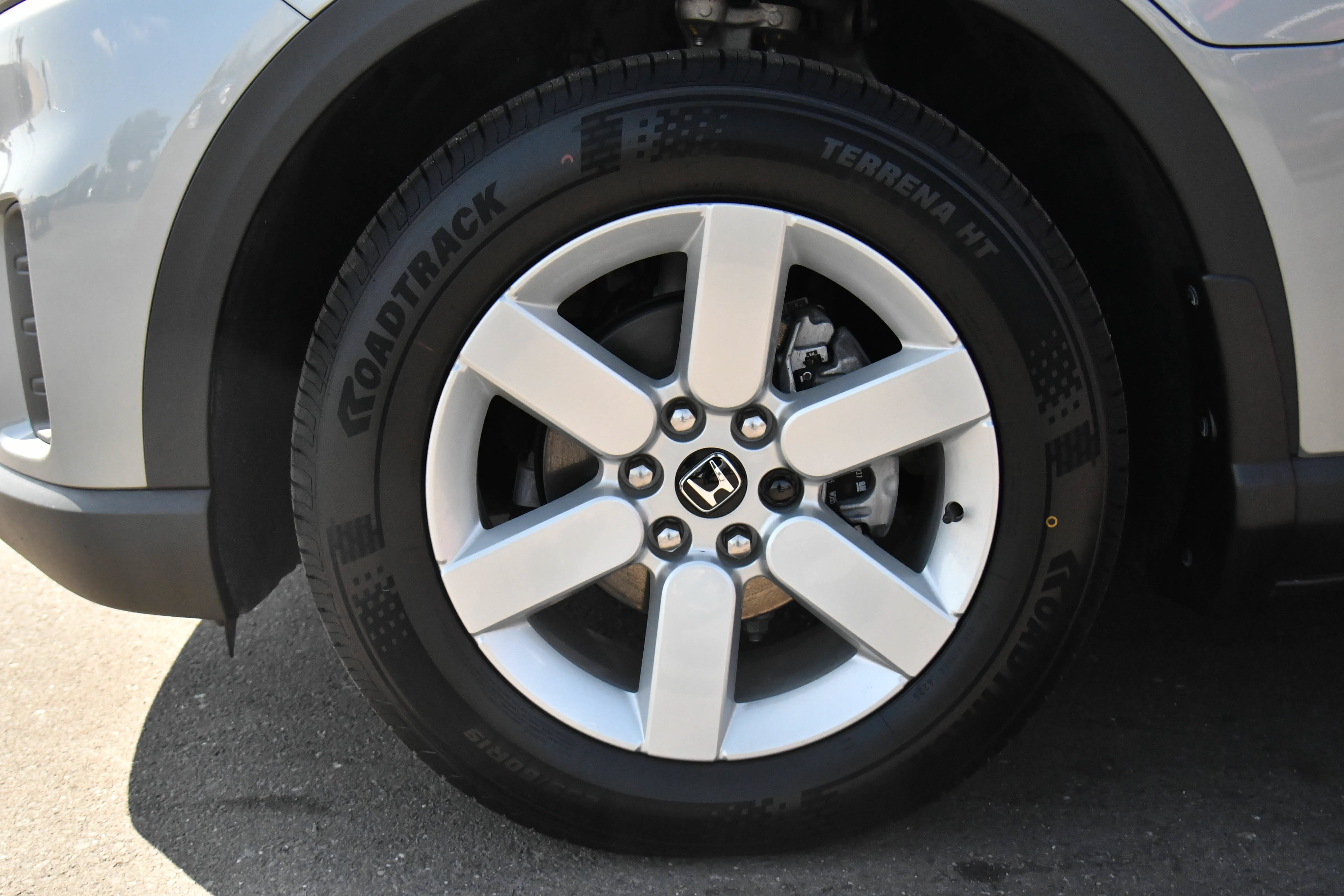 Used 2024 Honda Prologue EX image 12