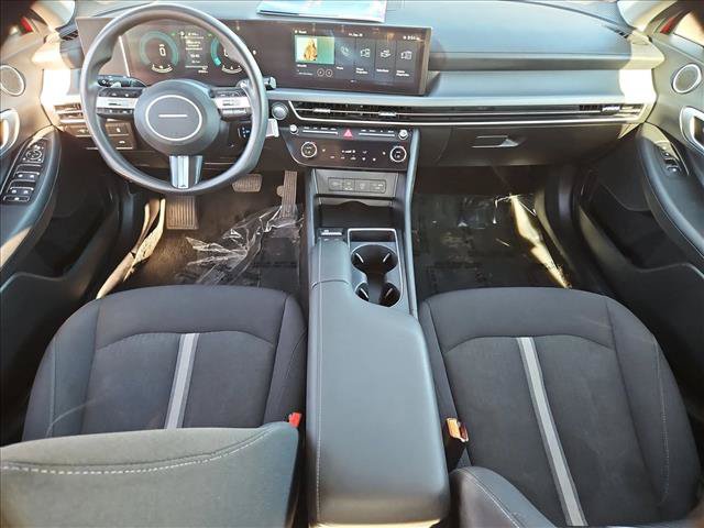 Used 2025 Hyundai Sonata SEL FWD image 22