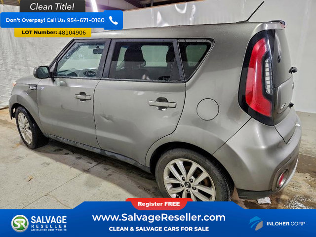 Used 2018 Kia Soul + image 3