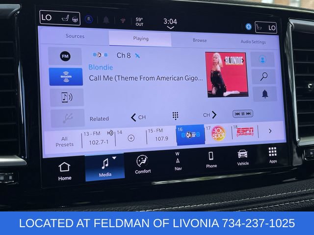 Used 2024 Chrysler Pacifica Limited FWD image 13
