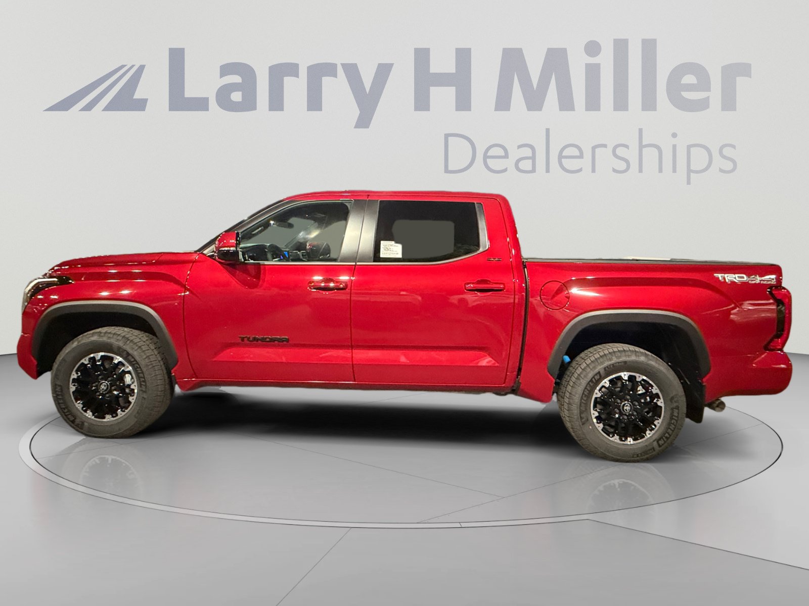New 2026 Toyota Tundra SR5 w/ TRD Off-Road Package AWD/4WD image 2