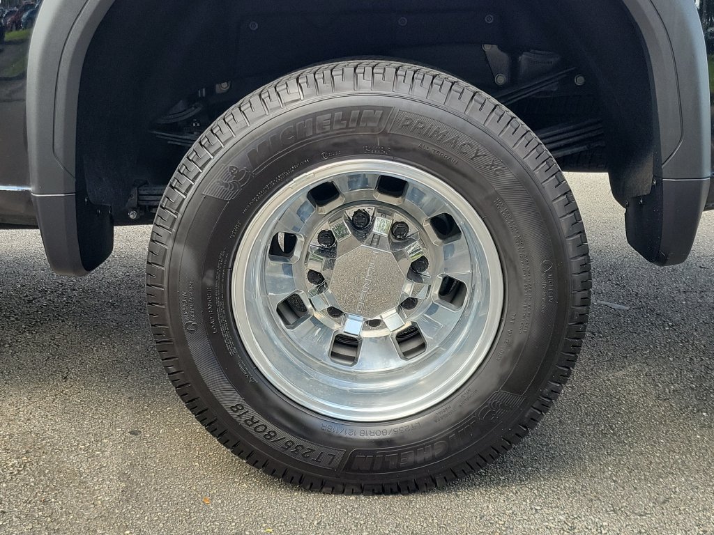 Used 2026 GMC Sierra 3500 Denali w/ Denali Reserve Package AWD/4WD image 5