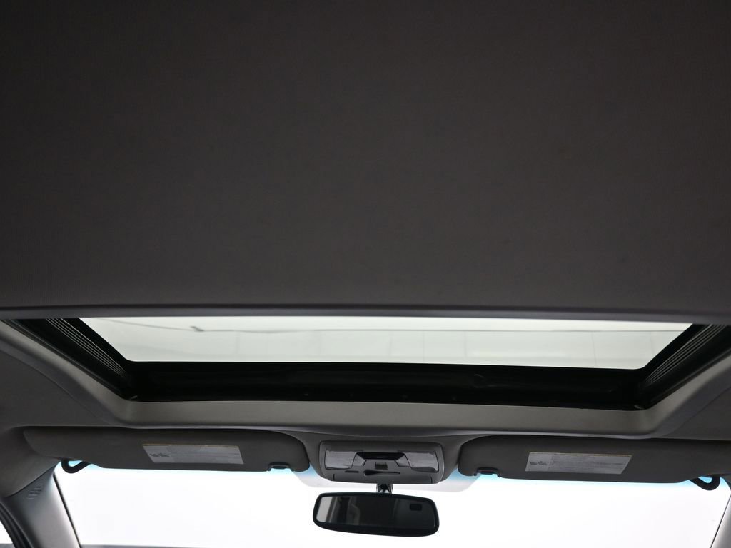 Used 2017 Toyota Sienna SE w/ SE Preferred Package image 51