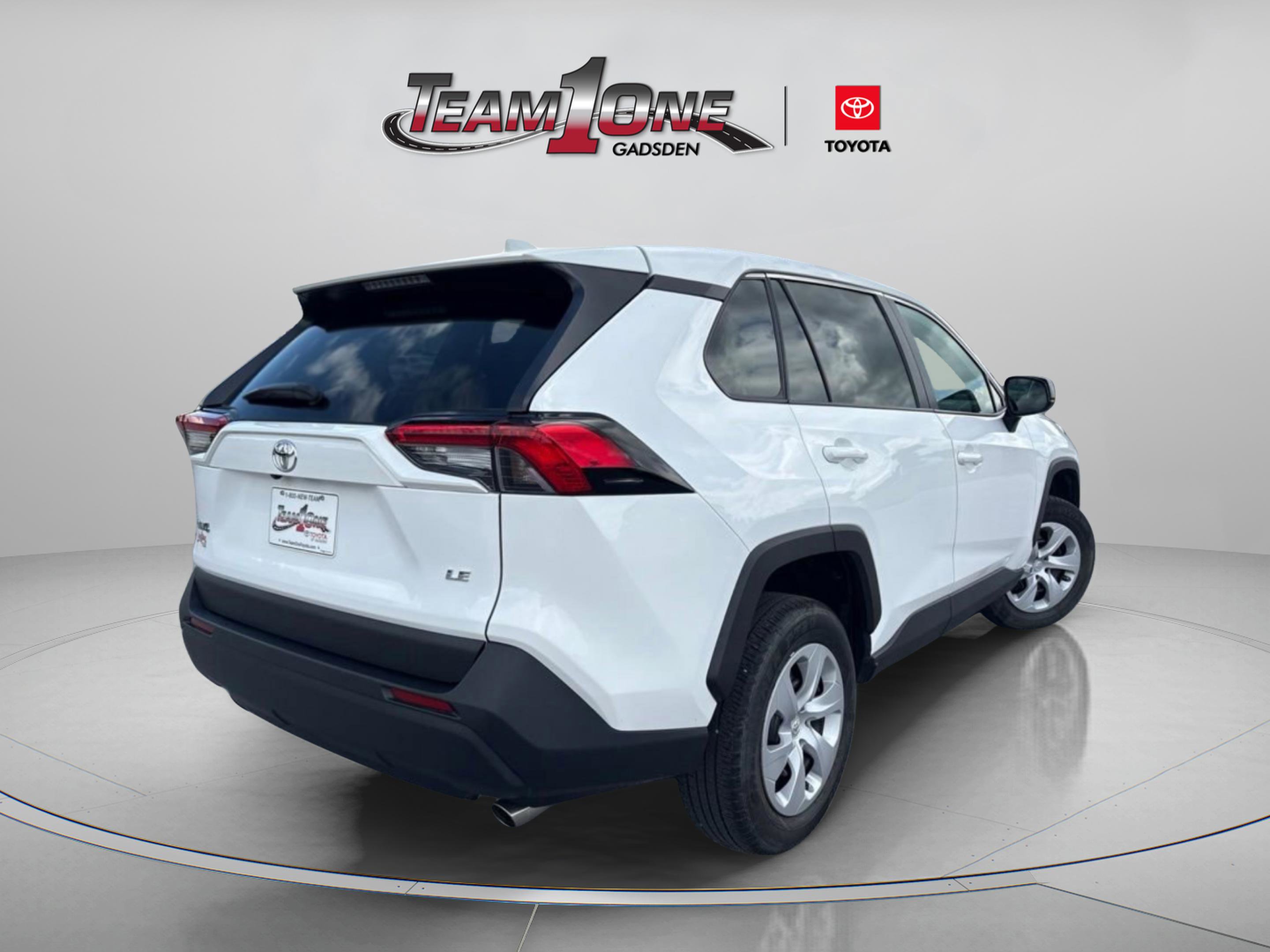 Used 2025 Toyota RAV4 LE FWD image 7