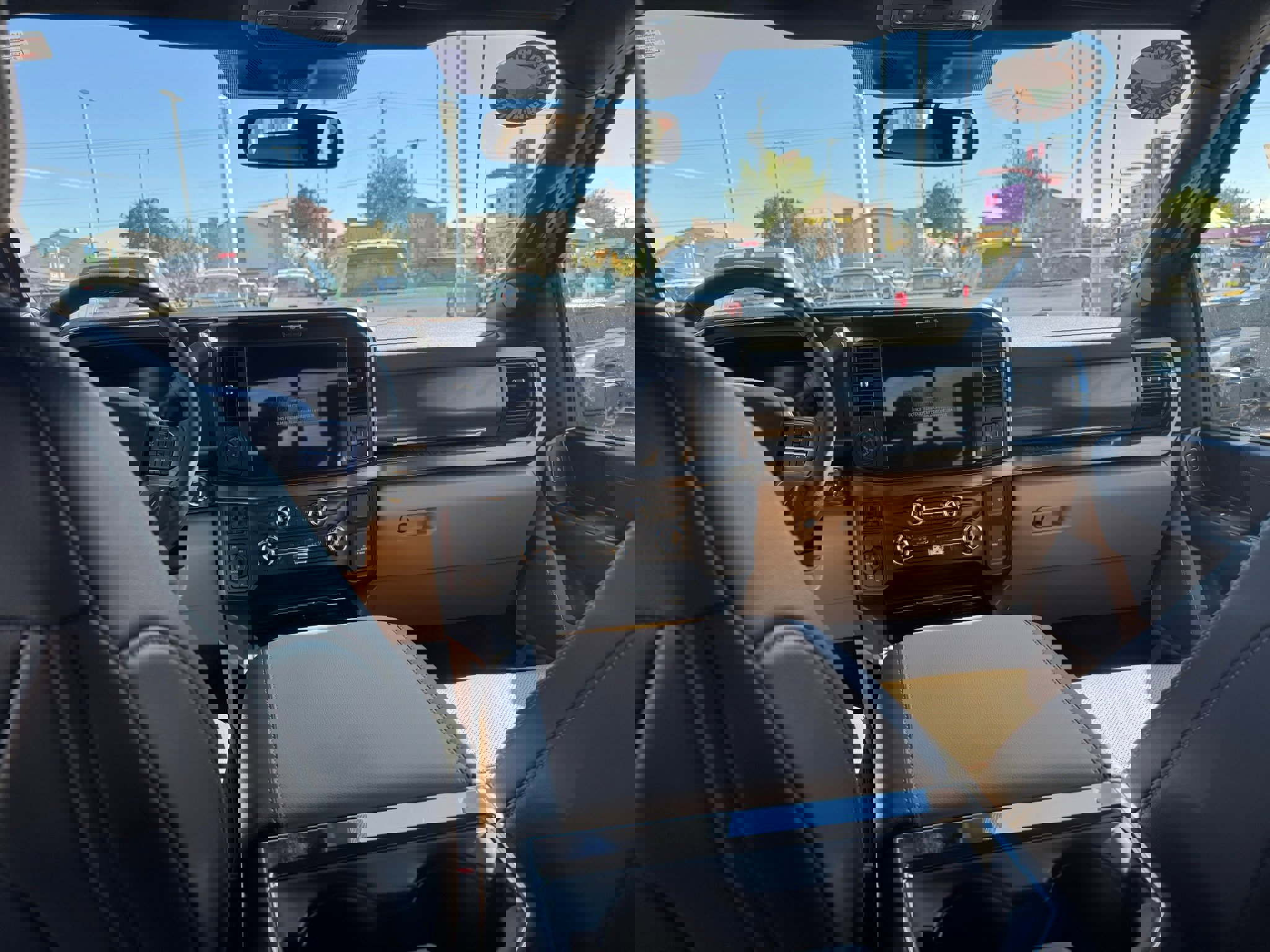 New 2026 Ford F350 Lariat w/ Lariat Premium Package image 28