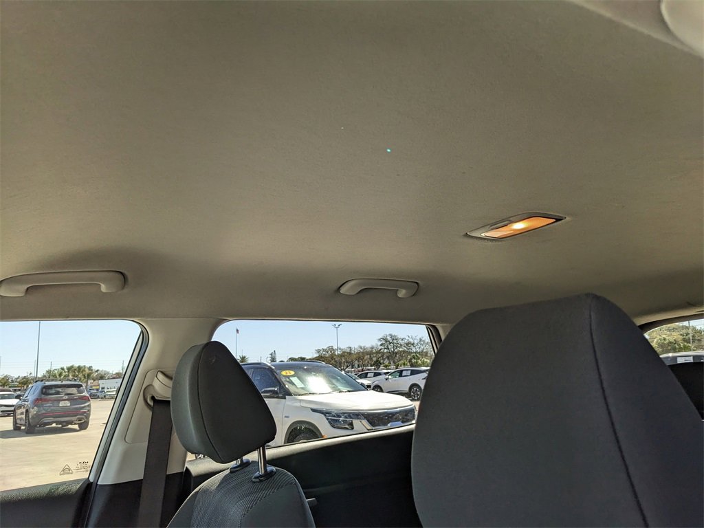 Certified 2025 Kia Seltos LX image 21