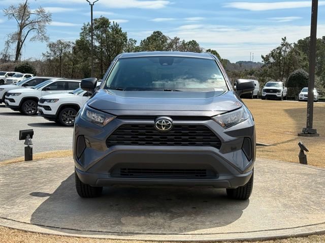 Used 2022 Toyota RAV4 LE image 2