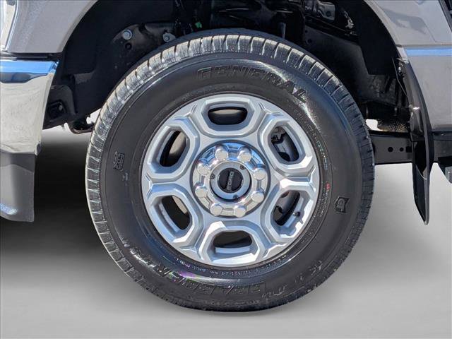 Used 2025 Ford F350 XLT image 28