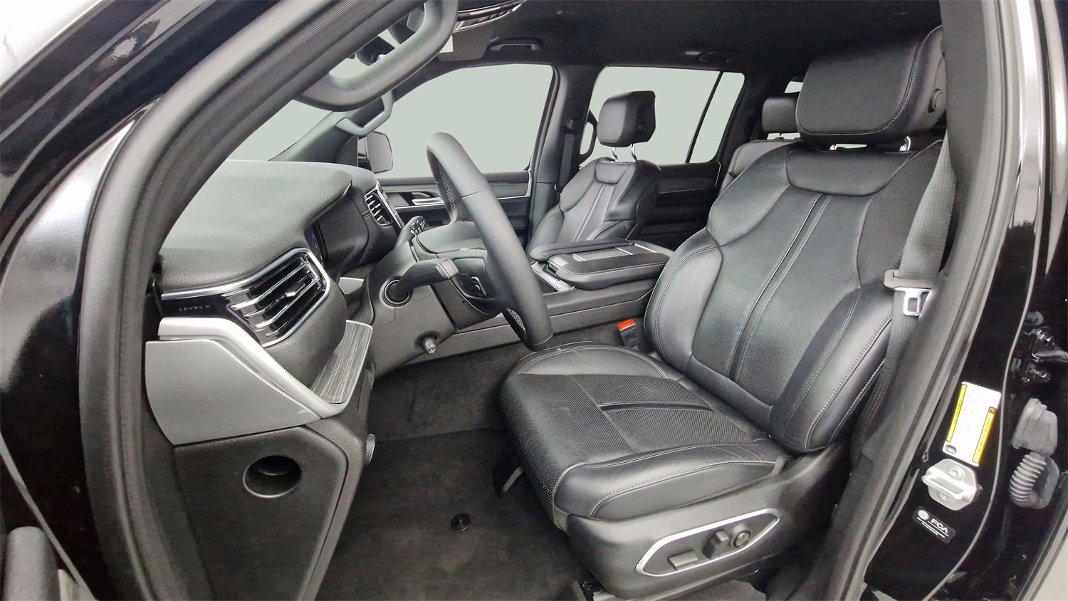 Used 2024 Jeep Wagoneer Series II image 12