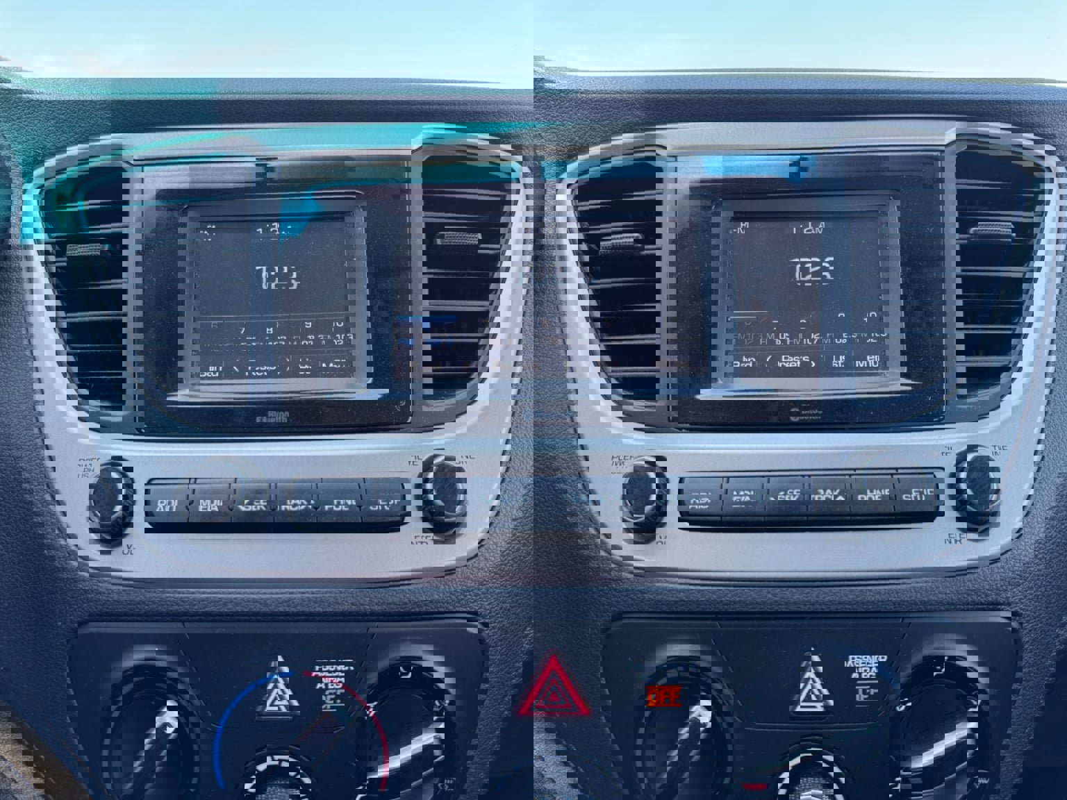 Used 2021 Hyundai Accent SE image 21