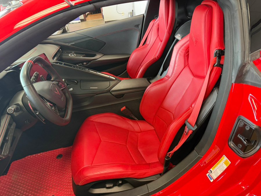 Used 2024 Chevrolet Corvette Stingray Coupe RWD image 41