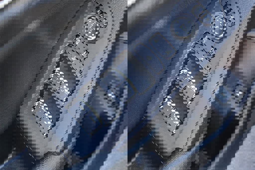 Used 2022 Honda Accord LX image 27