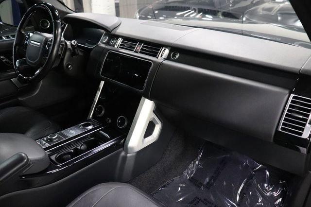 Used 2018 Land Rover Range Rover Supercharged AWD/4WD image 25