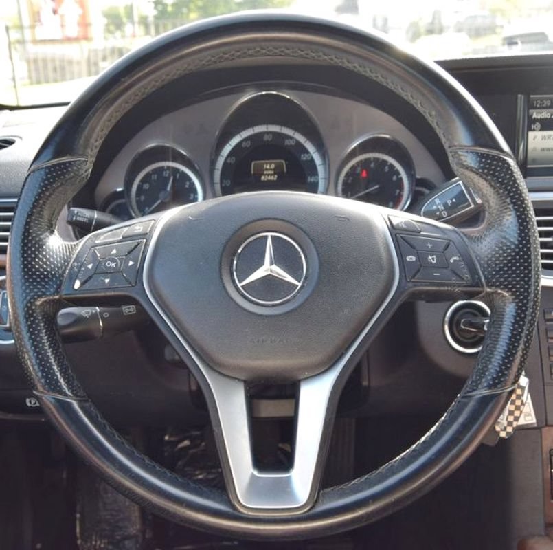 Used 2013 Mercedes-Benz E 350 4MATIC Sedan image 24