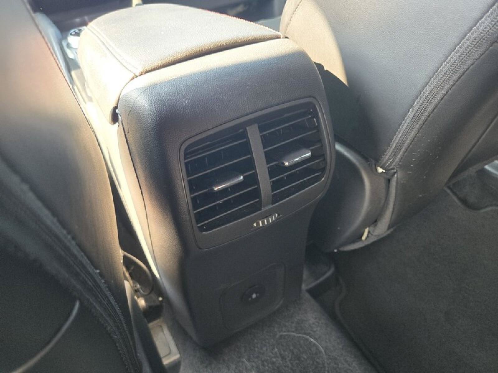 Used 2025 Ford Escape ST-Line FWD image 23